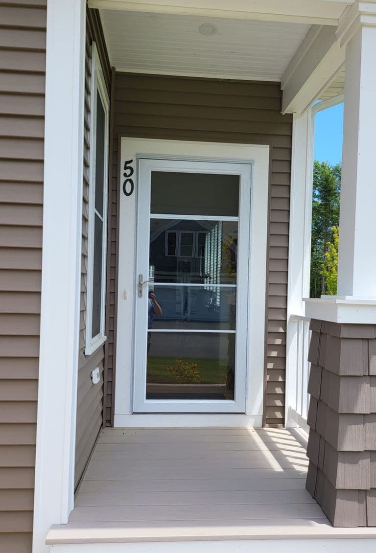 The North Shore Homeowner's Guide to Storm Door Maintenance