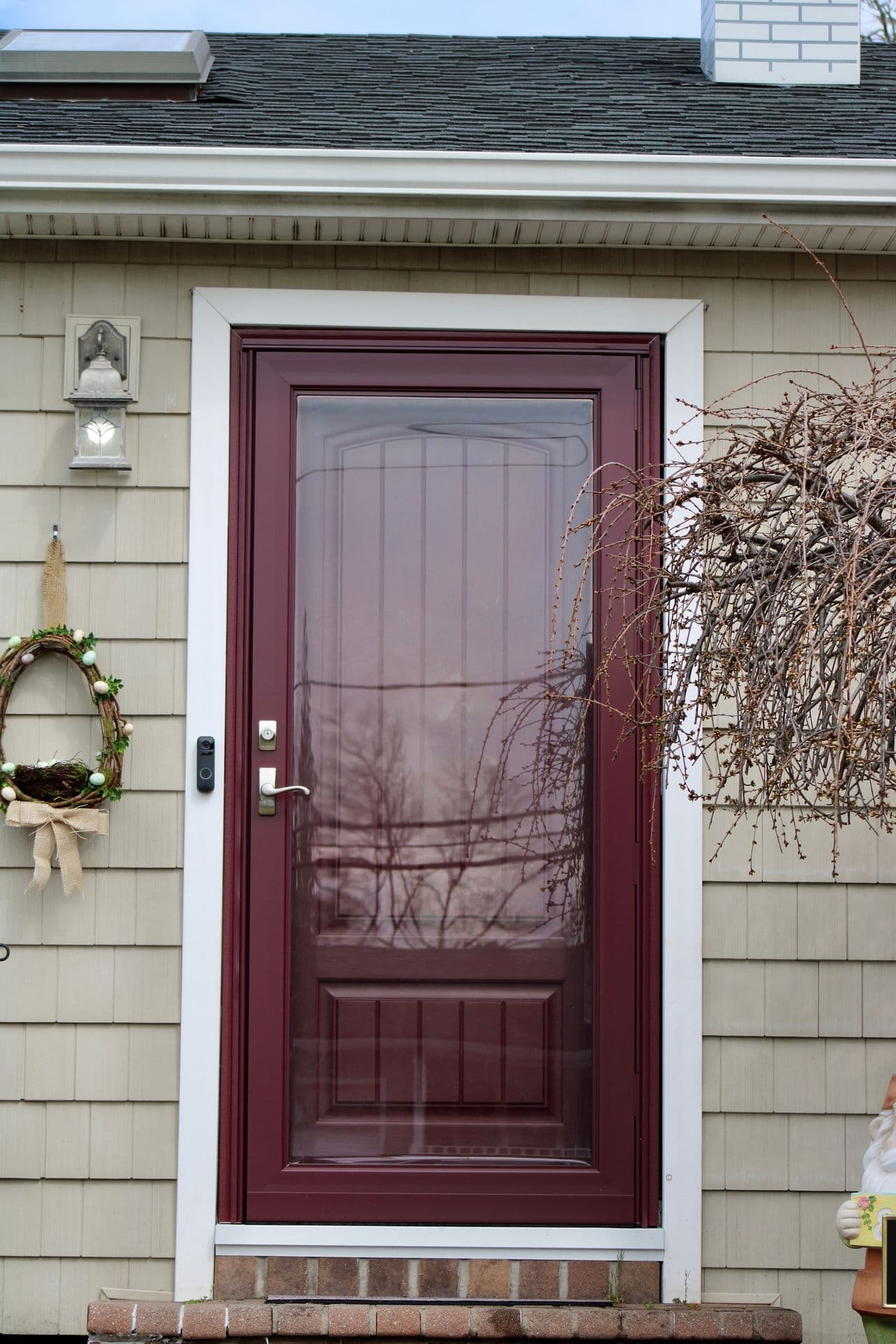 How to Fix a Storm Door with Retractable Screen
